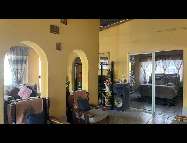 4 BEDROOM FREEHOLD FOR SALE IN TSAKANE